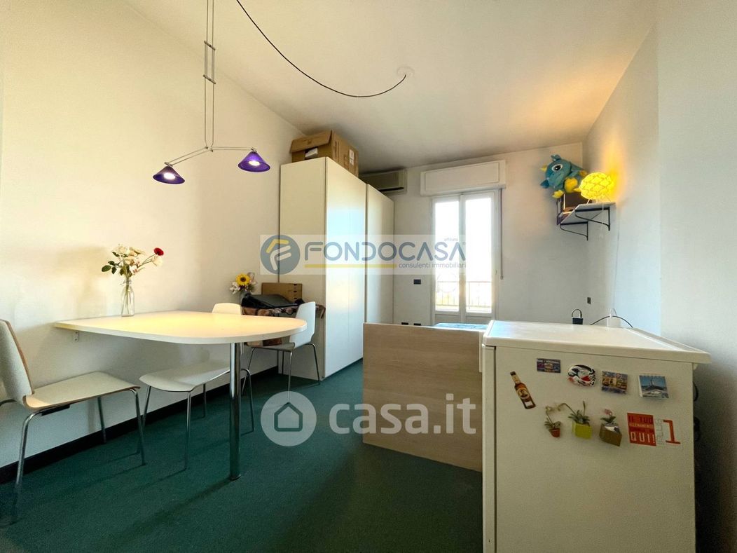Appartamento in Vendita in Piazza Insubria 24 a Milano