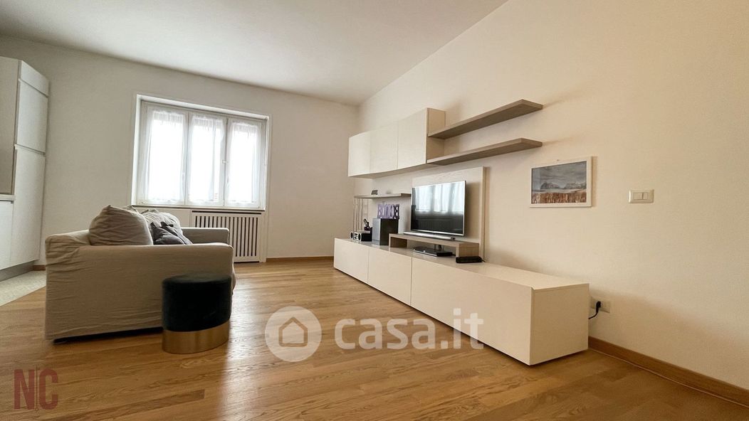 Appartamento in Affitto in Via Luigi Canonica 54 a Milano