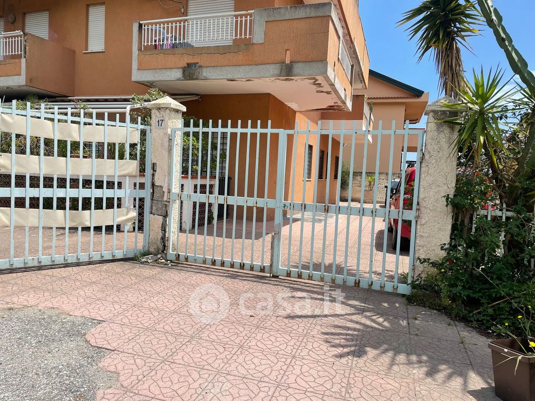 Appartamento in Vendita in Contrada S. Paolo SS 114 Km 14,700 15 ,17 a Messina