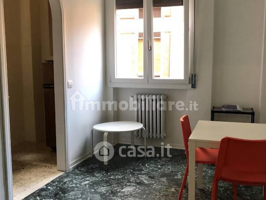 Appartamento in Vendita in Viale risorgimento a Reggio Emilia