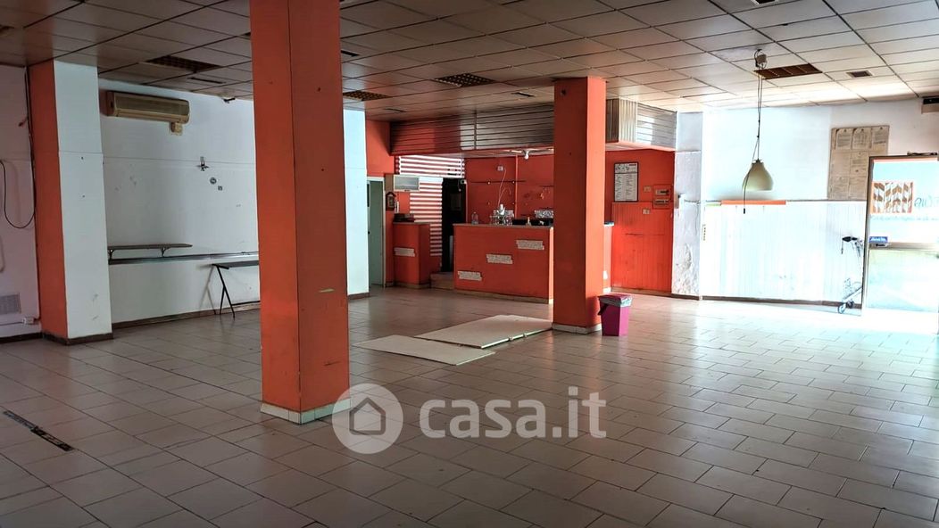Negozio/Locale commerciale in Vendita in Via Silvio Spaventa 43 a Pescara