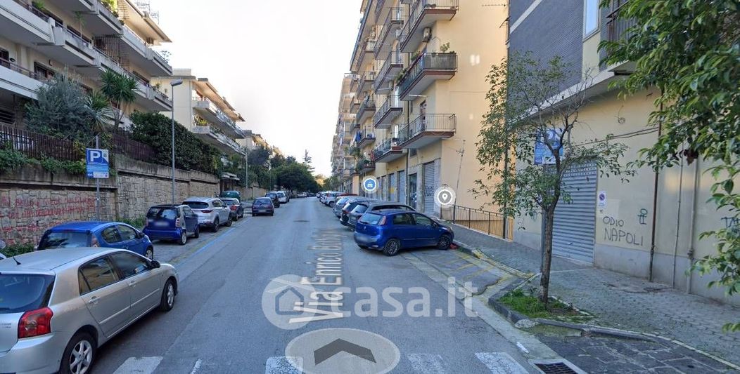 Garage/Posto auto in Affitto in Via Enrico Bottiglieri a Salerno