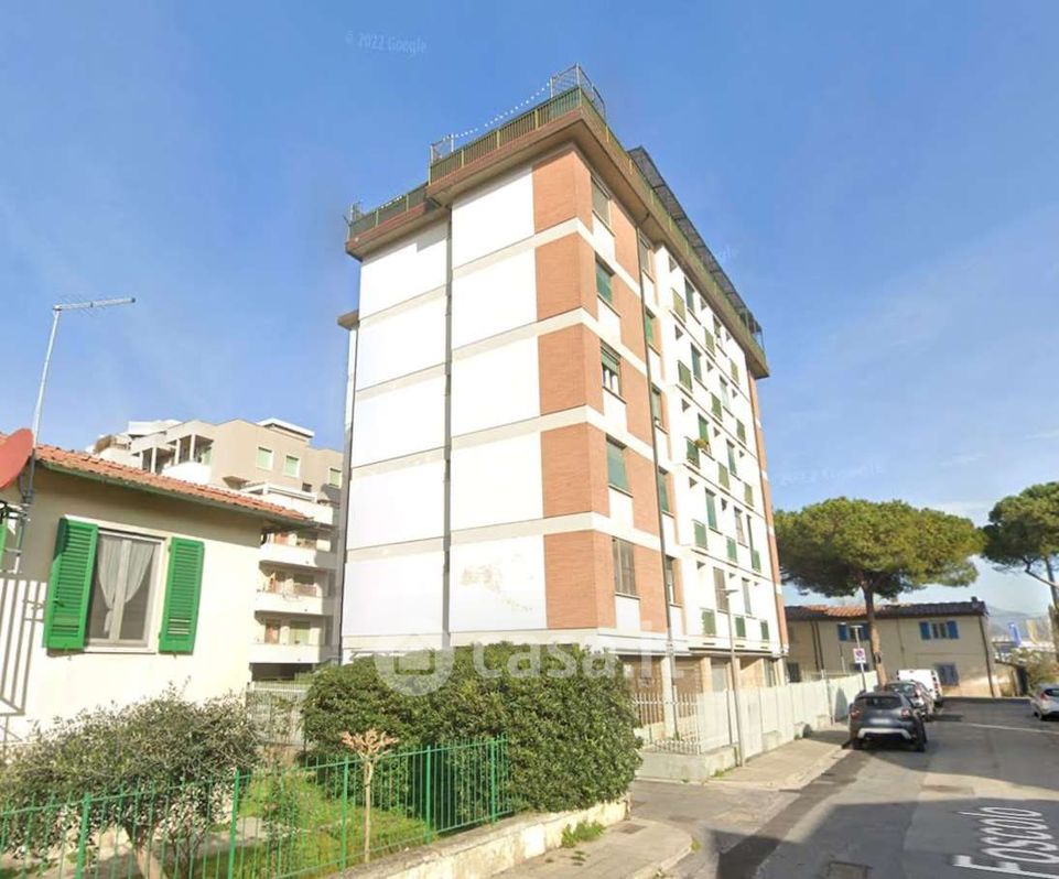 Appartamento in Vendita in Via Ugo Foscolo 2 a a Pisa