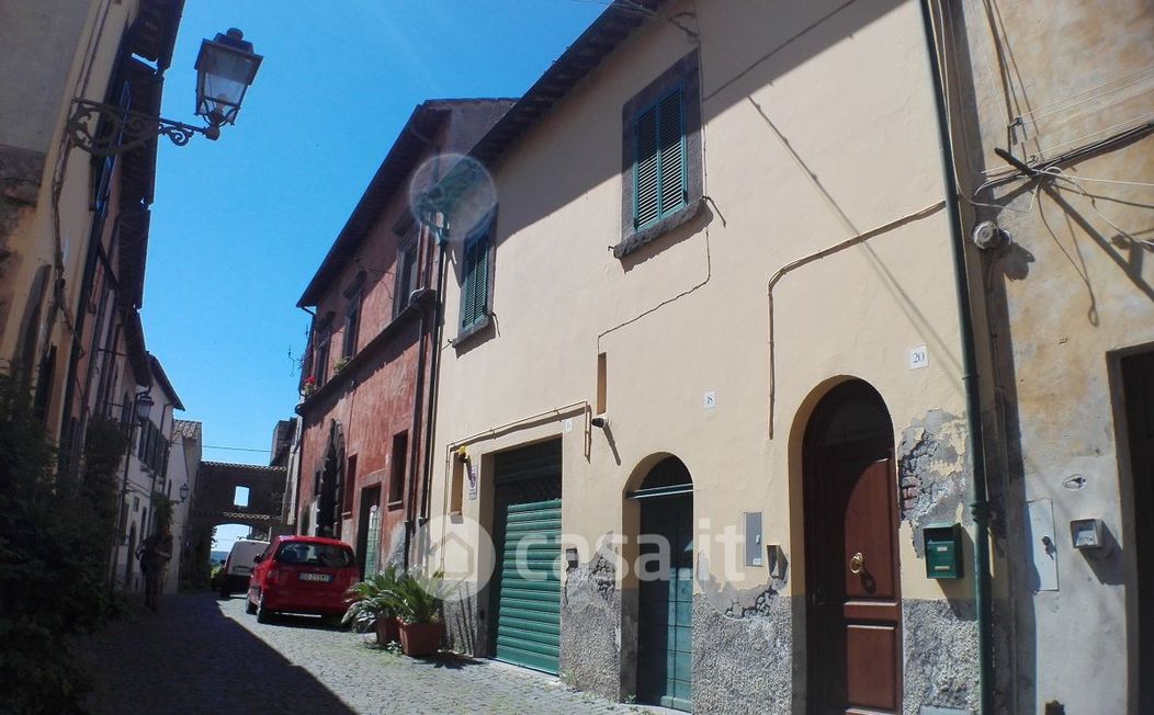 Appartamento in Vendita in Via del Riuscello 20 a Tuscania