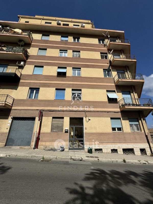 Appartamento in Vendita in Via Italia a Reggio Calabria