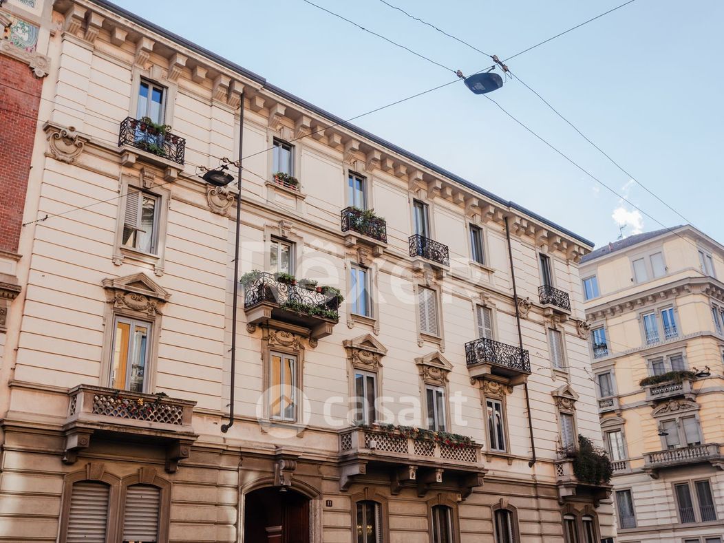 Appartamento in Affitto in Via Aurelio Saffi 11 a Milano