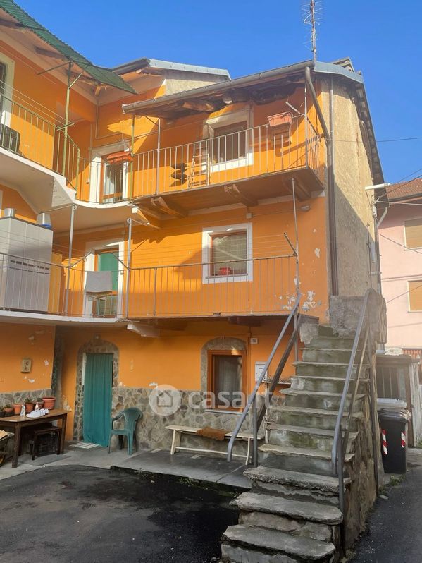 Appartamento in Affitto in Borgata Ponte Pietra a Giaveno