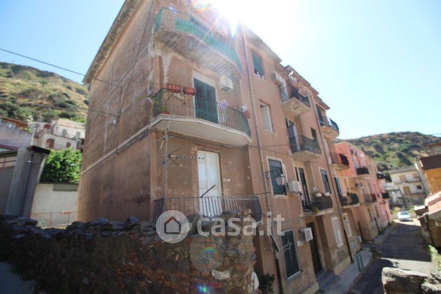 Appartamento in Vendita in Via Michelangelo Rizzo a Messina