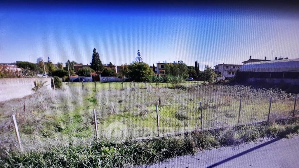Terreno agricolo in Vendita in Via CARLO TAPPI a Roma