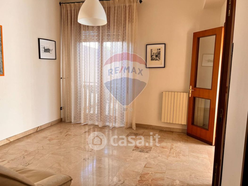 Appartamento in Affitto in Via Vittorio Emanuele 363 a Paternò