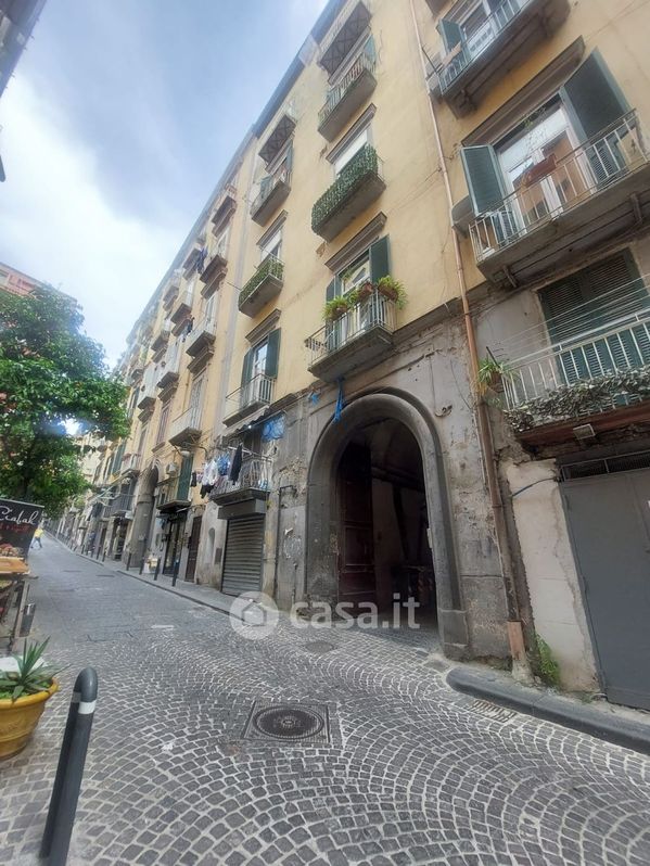 Appartamento in Vendita in Via Santa Caterina da Siena a Napoli