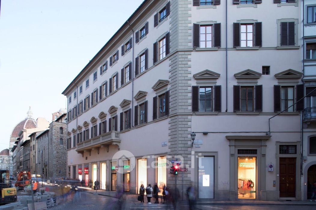 Stabile / Palazzo in Affitto in Piazza S. Maria Maggiore a Firenze