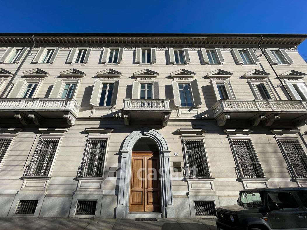 Ufficio in Affitto in Corso Duca degli Abruzzi 5 a Torino