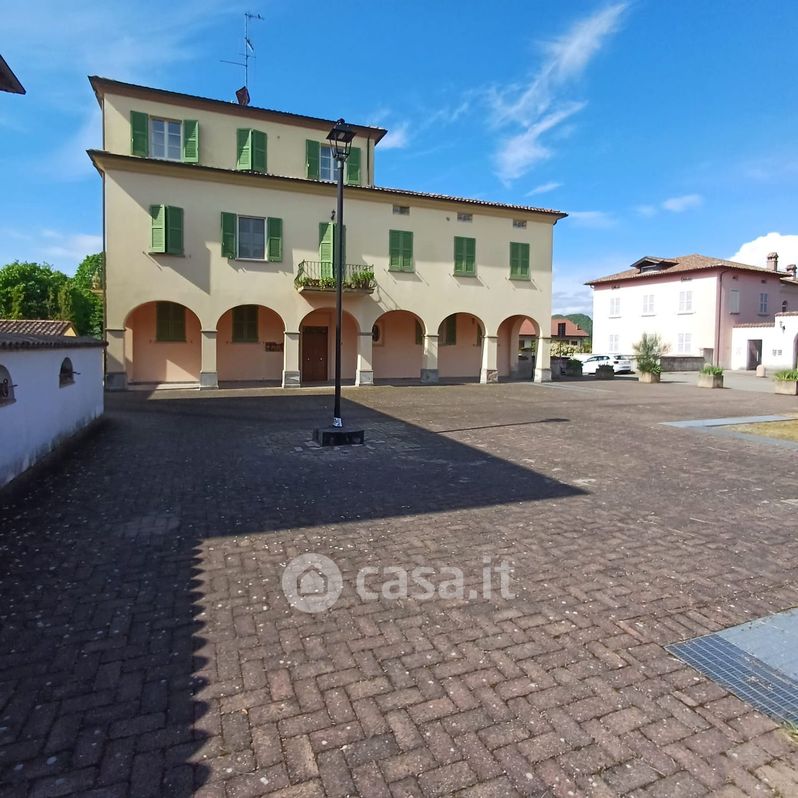 Appartamento in Vendita in Borgo G. B. Piranesi a Varano de' Melegari