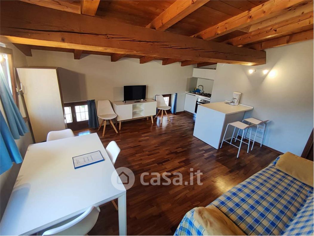 Appartamento in Affitto in Via Fiume 2 a Riva del Garda