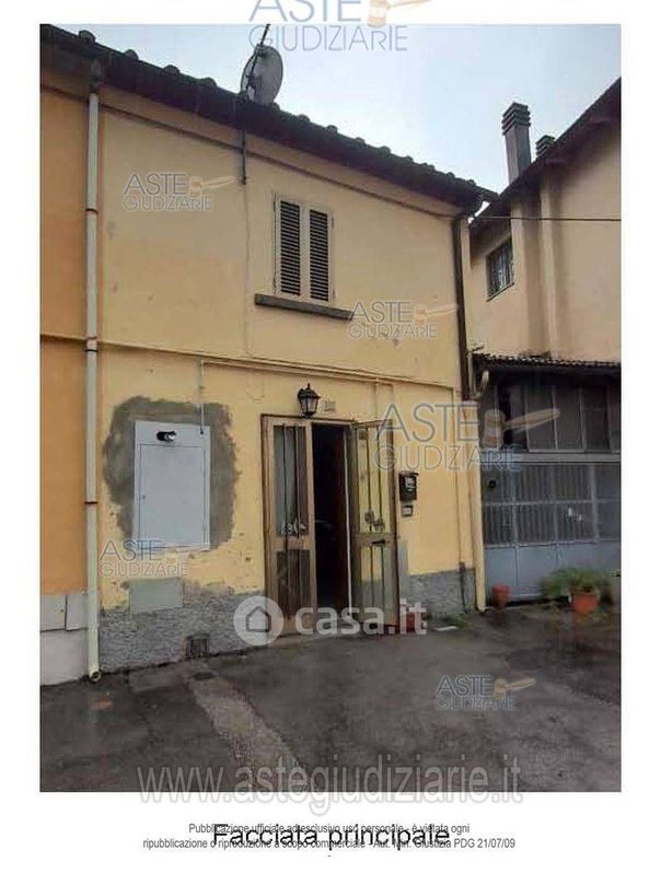 Casa indipendente in Vendita in Via del Borgo a Santa Lucia a Prato