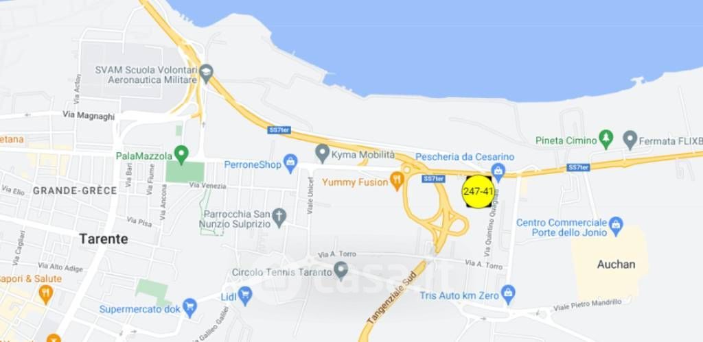 Negozio/Locale commerciale in Vendita in Via Padre Primaldo Coco 1 a Taranto
