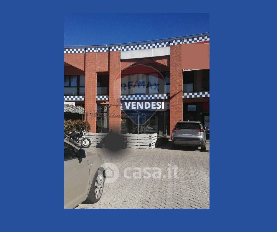 Negozio/Locale commerciale in Vendita in a Salsomaggiore Terme