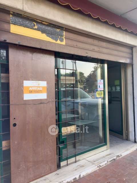Negozio/Locale commerciale in Affitto in Via Triestina 154 a Venezia
