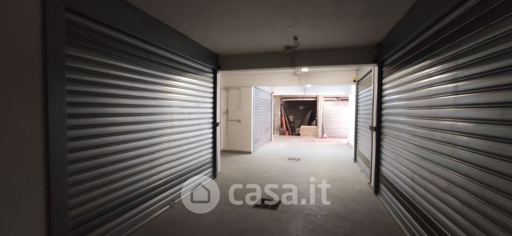 Garage/Posto auto in Vendita in Via Francesco Marucelli 71 a Roma