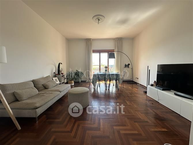 Appartamento in Vendita in Via Clarice Marescotti a Roma