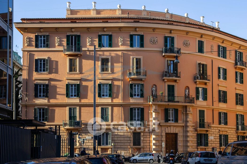 Appartamento in Vendita in Via Pasubio a Roma