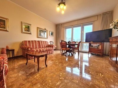 Appartamento in Vendita in Via Monte Cengio a Padova