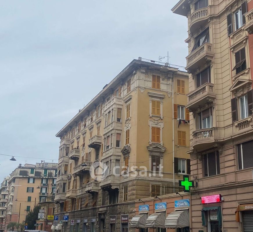 Appartamento in Vendita in Via Cornigliano 21 a Genova