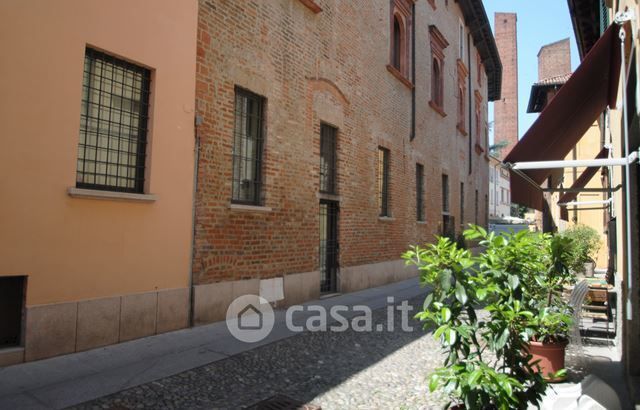 Appartamento in Affitto in Via Lazzaro Spallanzani 12 a Pavia