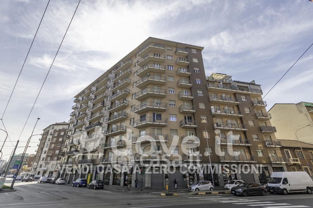 Appartamento in Vendita in Via Monginevro 229 a Torino