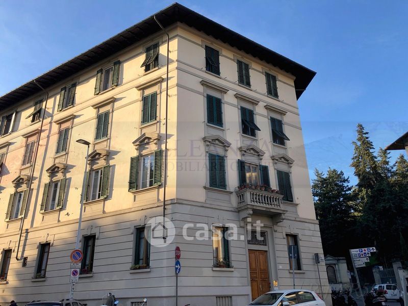 Appartamento in Vendita in Piazza Giovambattista Giorgini a Firenze