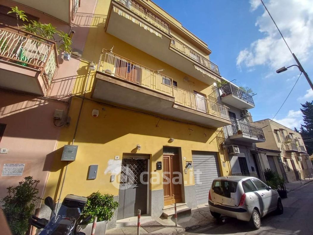 Appartamento in Vendita in Vicolo Sciacca a Palermo