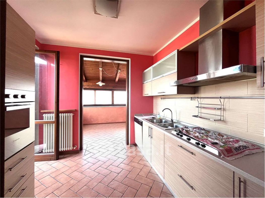 Appartamento in Vendita in Via Caorsana 179 a Piacenza