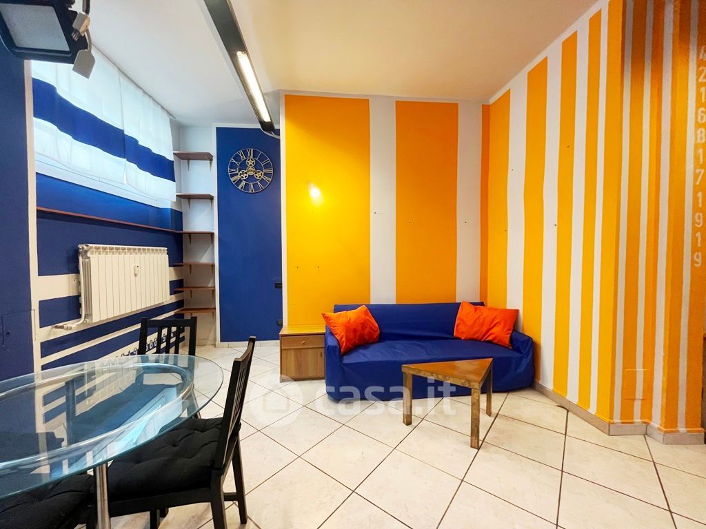 Appartamento in Vendita in Viale Carlo Espinasse 36 a Milano
