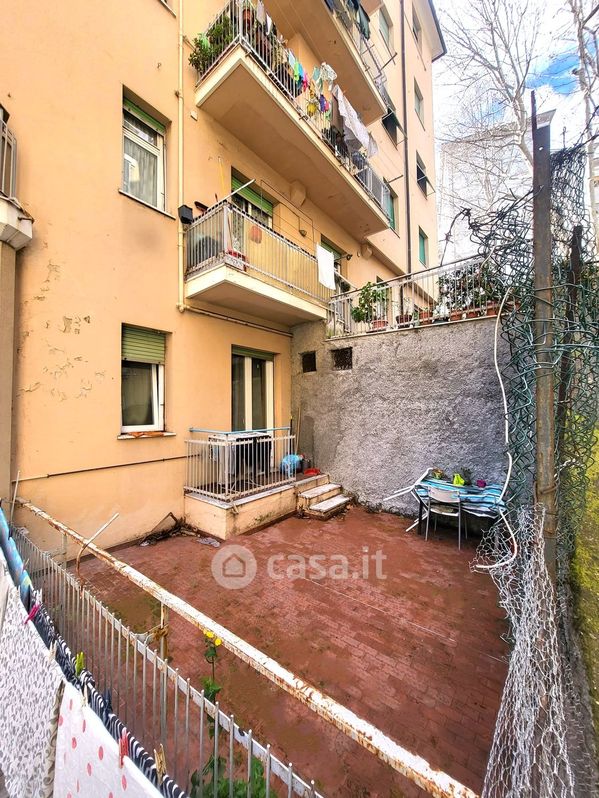 Appartamento in Vendita in Via Donghi 34 a Genova