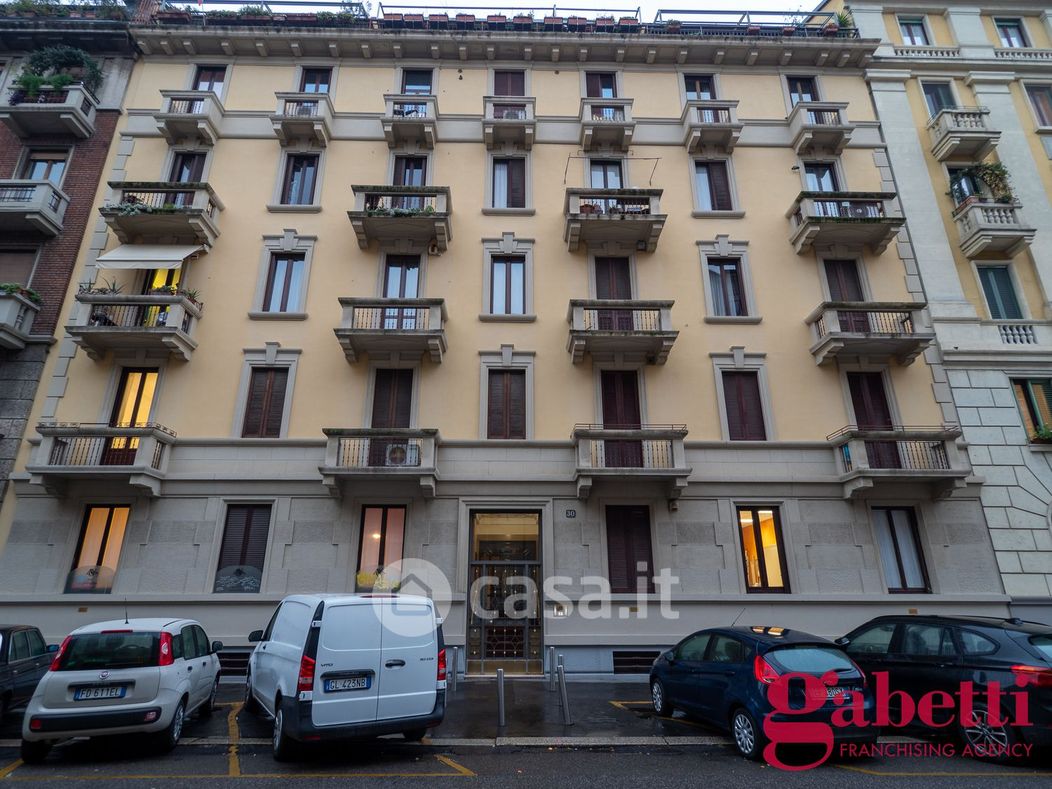 Appartamento in Vendita in Via Enrico Nöe 30 a Milano