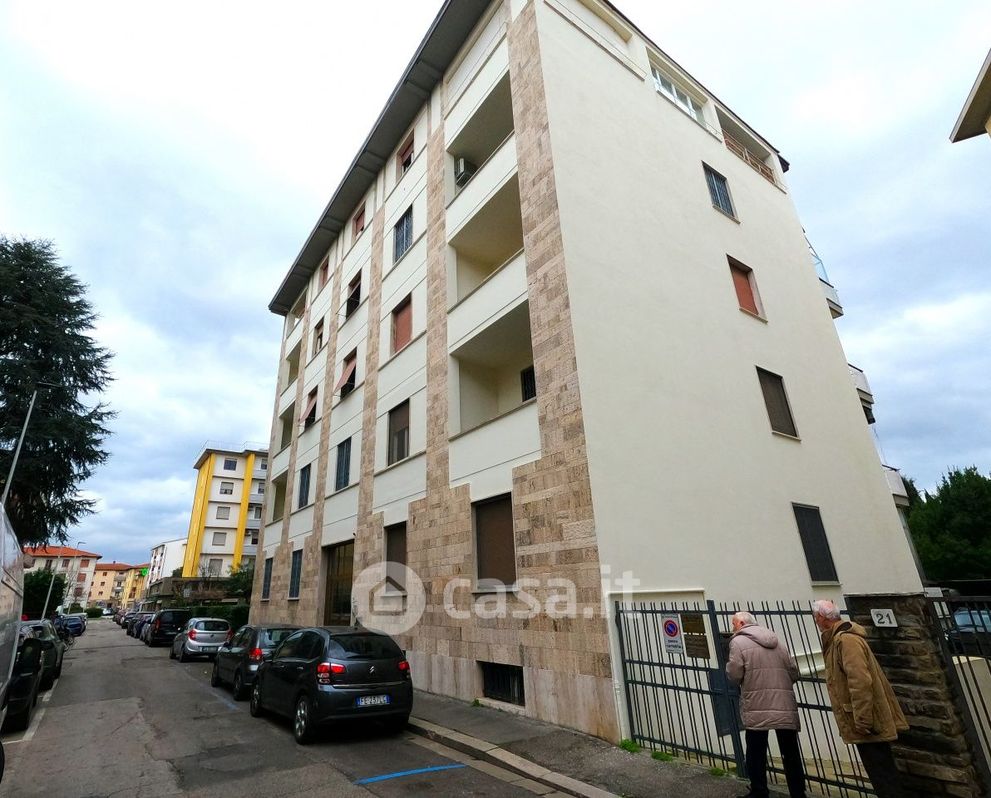 Appartamento in Vendita in Via Baldassarre Franceschini 19 a Firenze