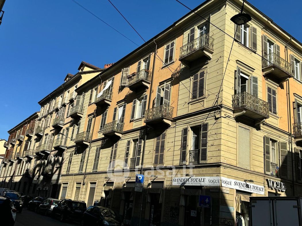 Appartamento in Vendita in Via Giovanni Francesco Napione 27 a Torino