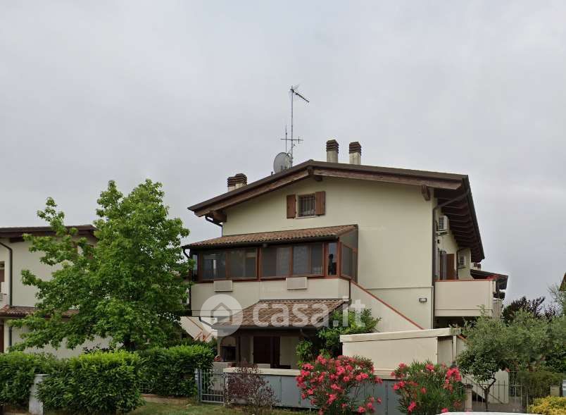 Casa Bi/Trifamiliare in Vendita in Via Pinta 168 a Ravenna