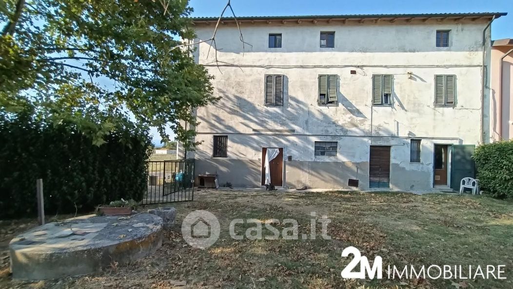 Casa Bi/Trifamiliare in Vendita in a San Giuliano Terme