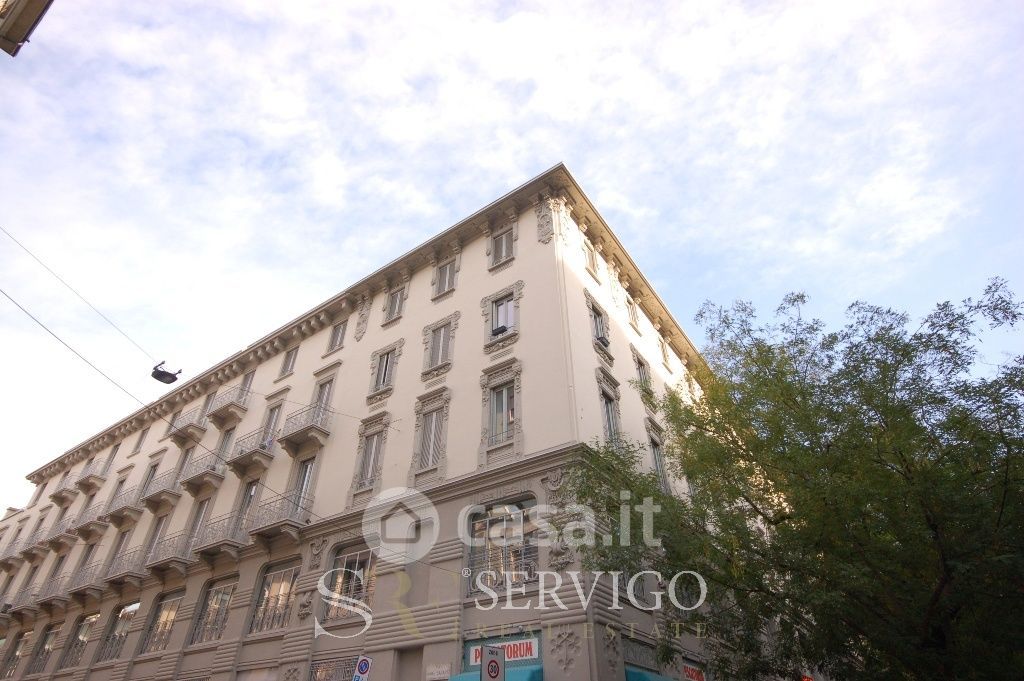 Appartamento in Affitto in Via Andrea Solari 6 a Milano