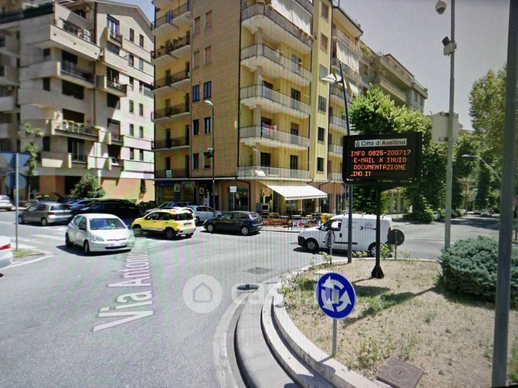 Garage/Posto auto in Vendita in a Avellino