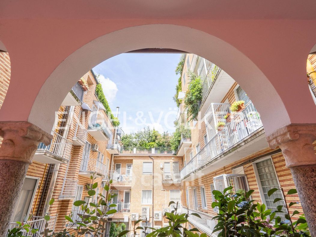 Appartamento in Vendita in Via dell'Unione a Milano