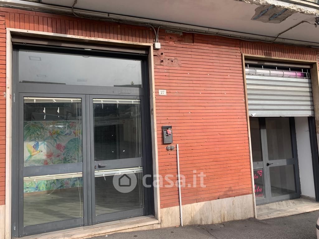 Negozio/Locale commerciale in Affitto in Via Flavia a Bracciano
