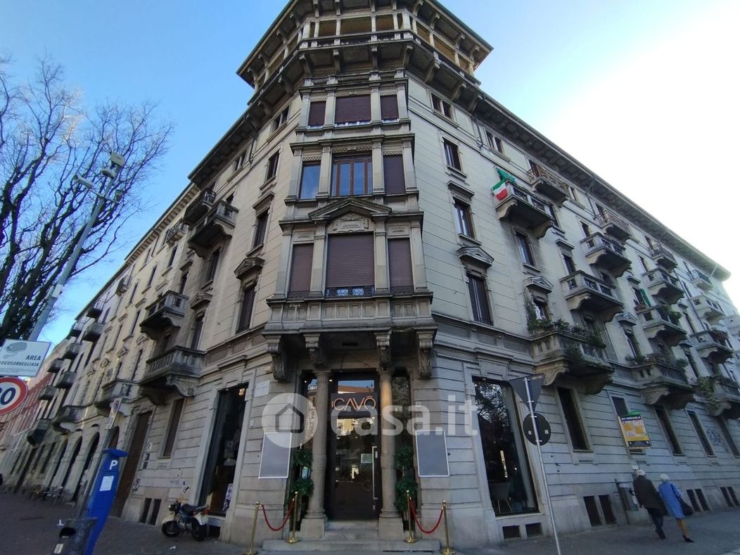 Appartamento in Vendita in Viale Vittorio Emanuele II 24 a Pavia
