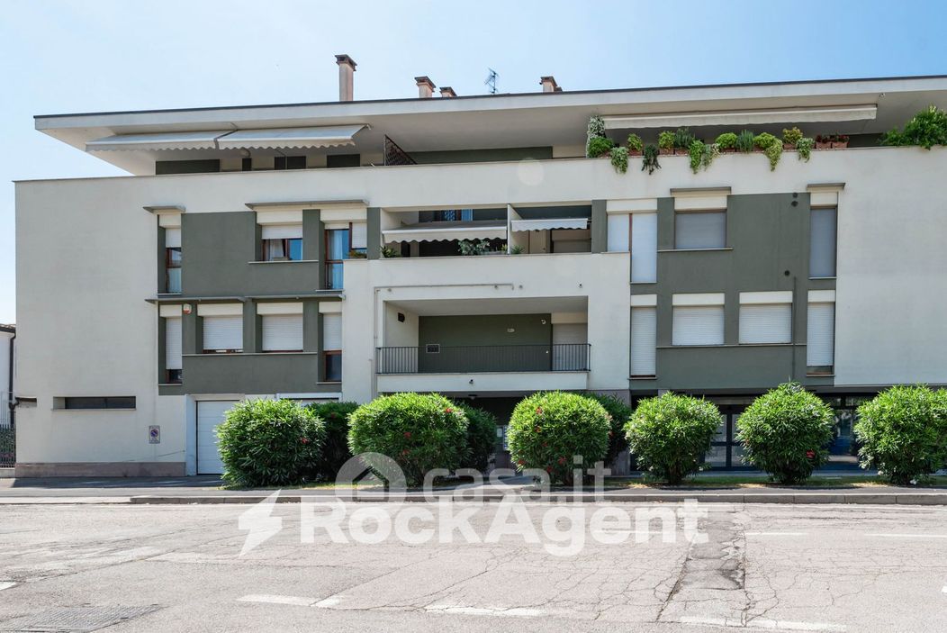 Appartamento in Vendita in Via Tirana a Padova