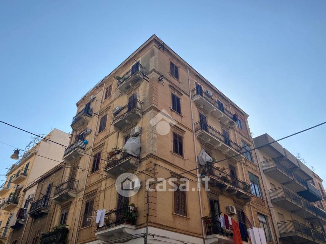 Appartamento in Vendita in Via Agostino Todaro 36 a Palermo