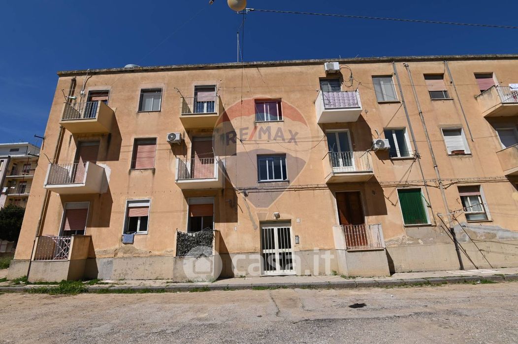 Appartamento in Vendita in Via Madonna della Via 114 a Caltagirone