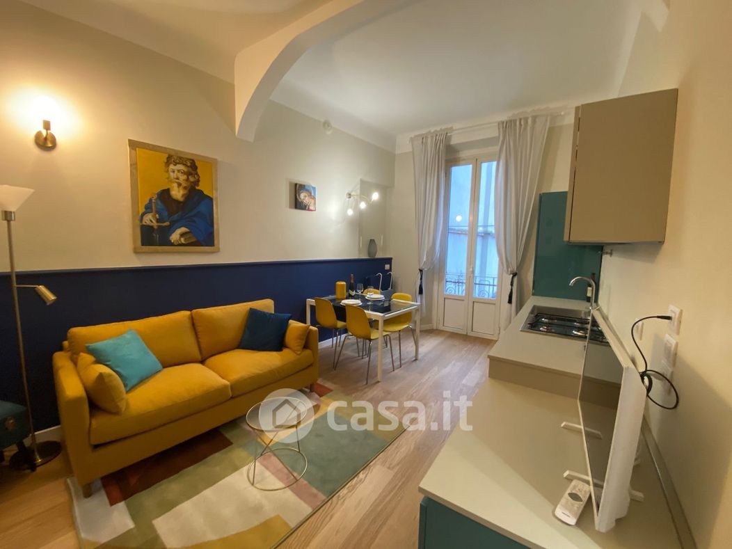 Appartamento in Affitto in Via Salvator Rosa 6 a Milano