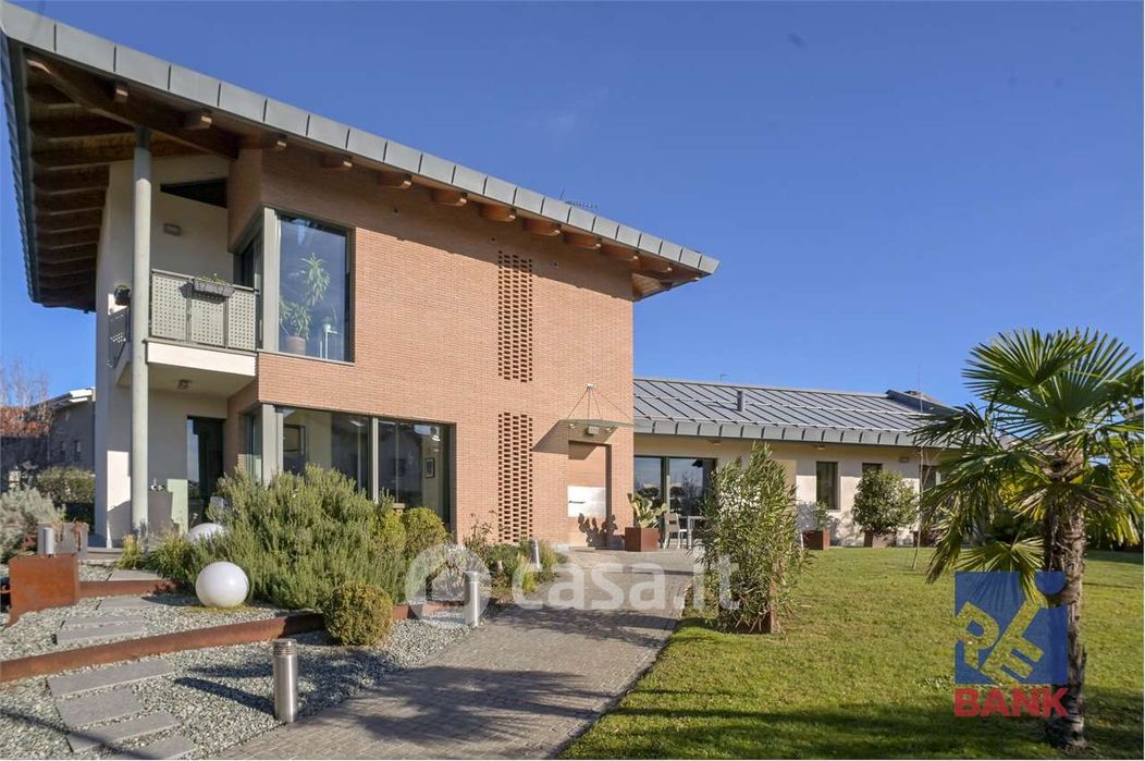Villa in Vendita in Via Baudenile 3 a Leini